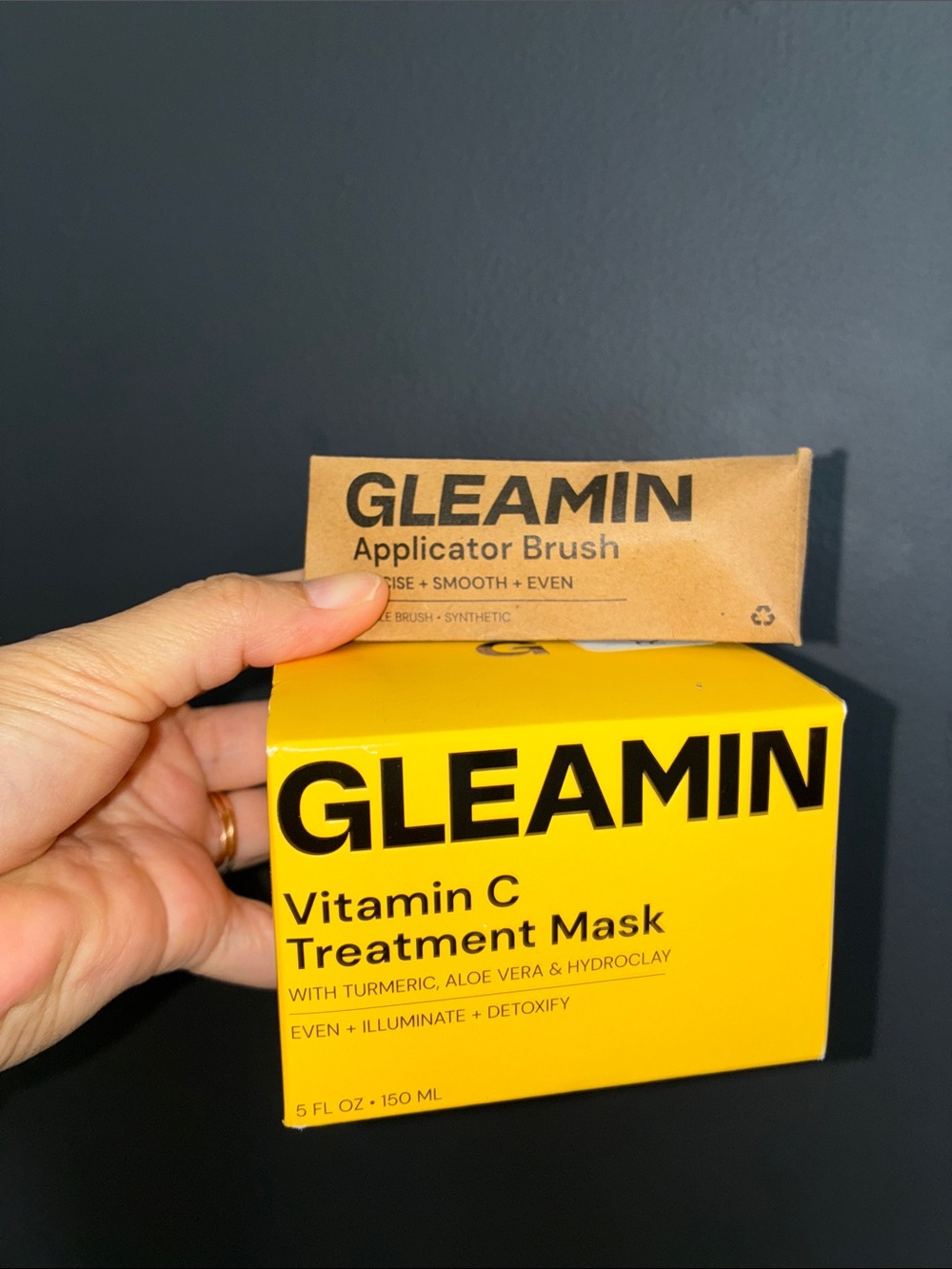 Gleamin Vitamin C Clay Mask in Yellow